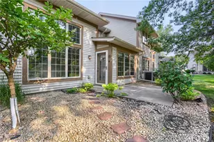 1896 Beebe Rd, Maplewood, MN 55109 - Photo 23