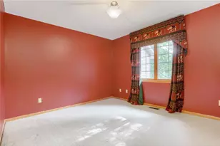 1896 Beebe Rd, Maplewood, MN 55109 - Photo 17