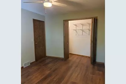 28957 Linden Avenue, Lindstrom, MN 55045 - Photo 9