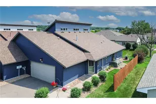2316 Sacia Ln, Hudson, WI 54016 - Photo 3