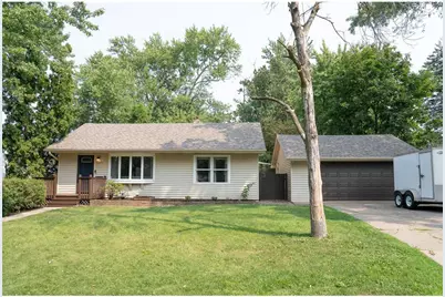 2027 Northwood Drive, North Saint Paul, MN 55109 - Photo 3