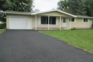 1390 6th Ave, Baldwin, WI 54002 - Photo 1