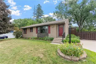 3951 Stacker Pl, White Bear Township, MN 55110 - Photo 3