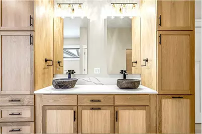 1393 Fox Ridge Trail, Saint Joseph, WI 54016 - Photo 5