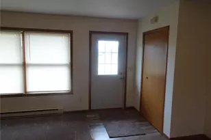 607 Washington St, Almena, WI 54805 - Photo 3