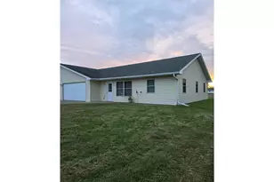 607 Washington St, Almena, WI 54805 - Photo 1