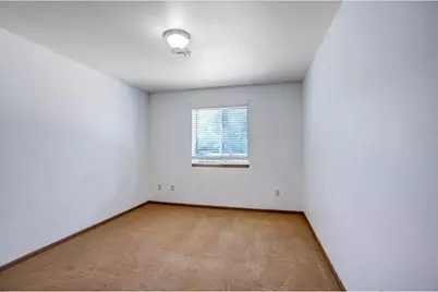 408 18th Avenue, Menomonie, WI 54751 - Photo 33