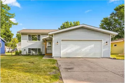 205 W Elm Street, Roberts, WI 54023 - Photo 3