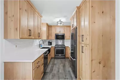 205 W Elm Street, Roberts, WI 54023 - Photo 11