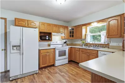 1002 W Spruce Street, Chippewa Falls,  54729 - Photo 3