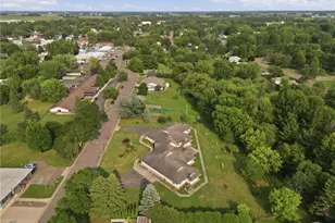 305 W Prospect St, Thorp, WI 54771 - Photo 3