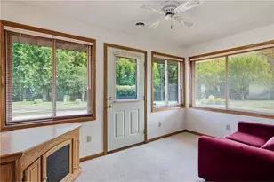 305 W Prospect St, Thorp, WI 54771 - Photo 37