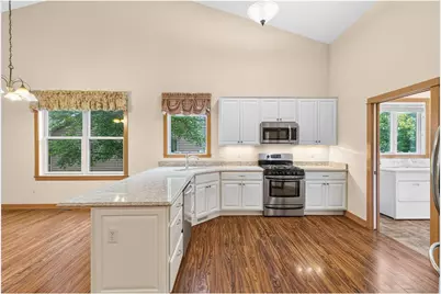 5845 Oakgreen Court, Stillwater, MN 55082 - Photo 13