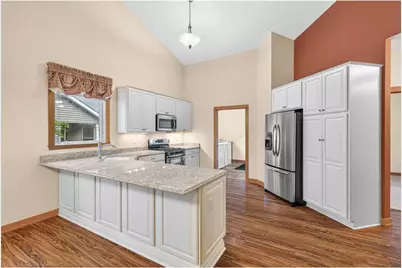 5845 Oakgreen Court, Stillwater, MN 55082 - Photo 11