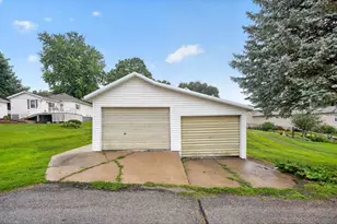 704 Viking Ave, Lanesboro, MN 55949 - Photo 33