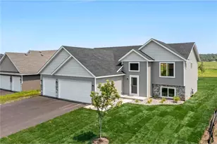 121 Maple Ln, Cannon Falls, MN 55009 - Photo 3