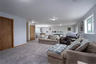 818 Rose Ct, Somerset, WI 54025 - Photo 37