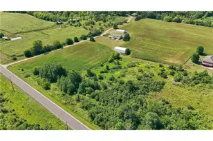 206 County Rd Jj, Kinnickinnic Township, WI 54022 - Photo 39