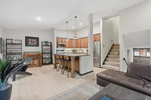 1251 Archer Ln, Plymouth, MN 55447 - Photo 3