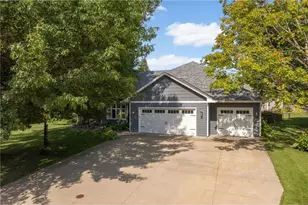 2260 Walnut Creek Dr, Stillwater, MN 55082 - Photo 3