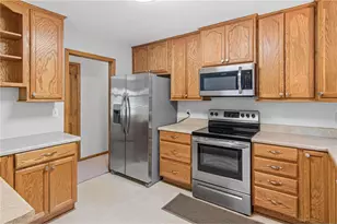 650 93rd St, Warren Township, WI 54023 - Photo 9