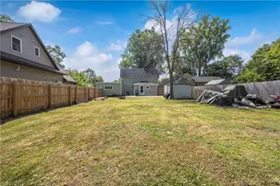 419 N 1st St, New Richmond, WI 54017 - Photo 7