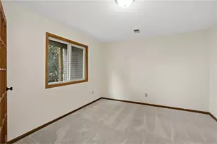582 Clover Leaf Pkwy, Blaine, MN 55434 - Photo 25