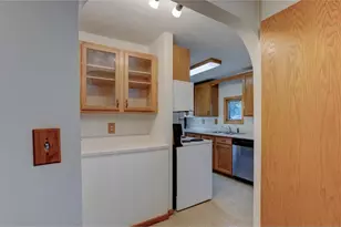 855 Stout St, Menomonie, WI 54751 - Photo 11