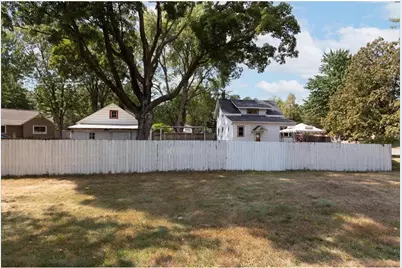 855 Stout Street, Menomonie, WI 54751 - Photo 49