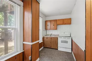 354 Jenks Ave, Saint Paul, MN 55130 - Photo 15