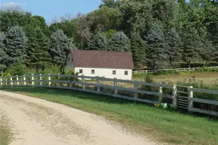 N3580 730th St, Hartland Township, WI 54011 - Photo 3
