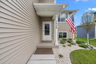 1238 Compton Ave, River Falls, WI 54022 - Photo 9