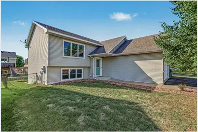 43 Nicholas Way, Hudson, WI 54016 - Photo 3