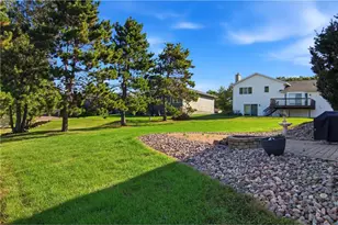 4002 Oak Knoll Dr, Eau Claire, WI 54701 - Photo 33