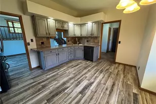 4002 Oak Knoll Dr, Eau Claire, WI 54701 - Photo 5