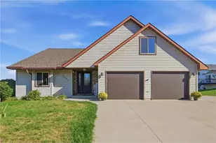 4002 Oak Knoll Dr, Eau Claire, WI 54701 - Photo 1