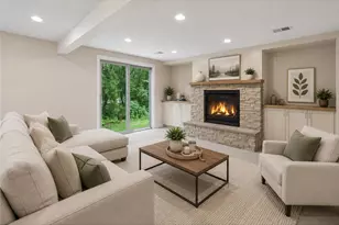 4250 Thornhill Ln, Vadnais Heights, MN 55127 - Photo 19