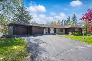220 W Lower Pine Lake Ct, Star Prairie, WI 54026 - Photo 3