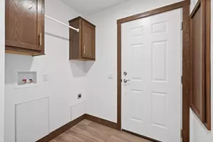253 Panther Dr, Ellsworth, WI 54011 - Photo 15
