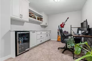 4766 S Oakwood Hills Pkwy, Eau Claire, WI 54701 - Photo 39