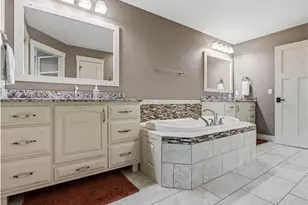 4766 S Oakwood Hills Pkwy, Eau Claire, WI 54701 - Photo 19