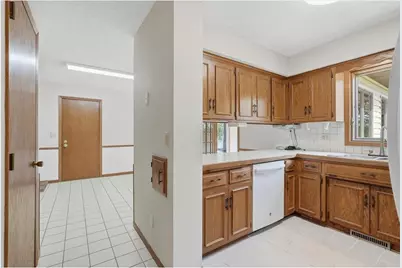 454 Oday Street, Maplewood, MN 55119 - Photo 17