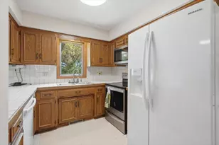 454 Oday St, Maplewood, MN 55119 - Photo 19