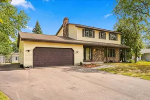 454 Oday St, Maplewood, MN 55119 - Photo 1