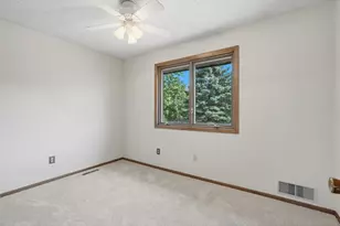 454 Oday St, Maplewood, MN 55119 - Photo 27