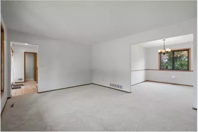 454 Oday Street, Maplewood, MN 55119 - Photo 5