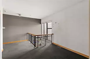 10 E 26th St, Minneapolis, MN 55404 - Photo 23