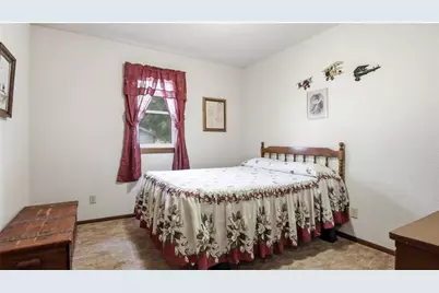 1104 W Winter Avenue, Elmwood, WI 54740 - Photo 17