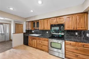 700 Spruce Dr, Hudson, WI 54016 - Photo 17