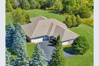 919 Waxon Lane, Hudson Township, WI 54016 - Photo 5